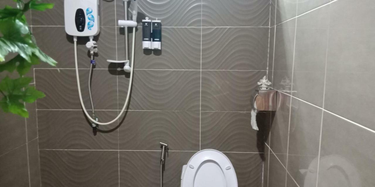 Appartamento Jazepuri - Jaze 1 Kuching Esterno foto
